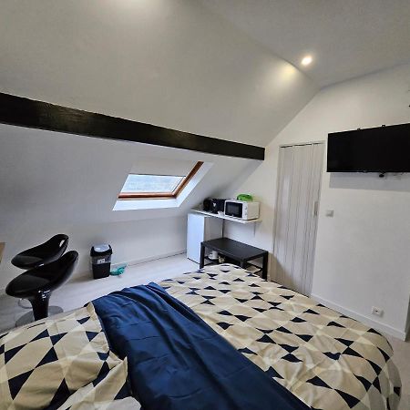 Agreable Studio De 16M2 Sans Kitchenette Neuilly-sur-Marne Ngoại thất bức ảnh